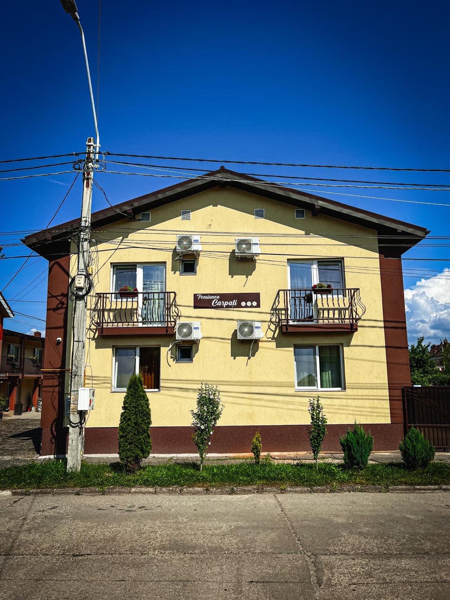 Pensiune Carpati Хунедоара Екстер'єр фото